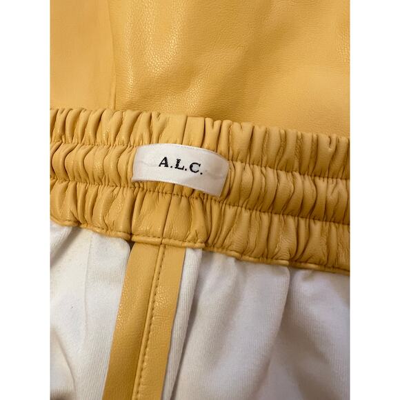 A.L.C. ALC Ryder Faux Leather Shorts High Rise Yellow NWOT Stylish Classic - Picture 2 of 9